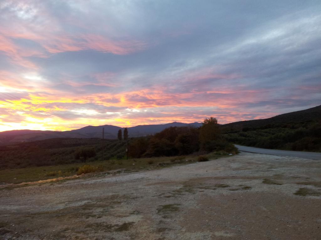 Emmeleia Accommodation By Maria Riga Ouranoupoli Bagian luar foto