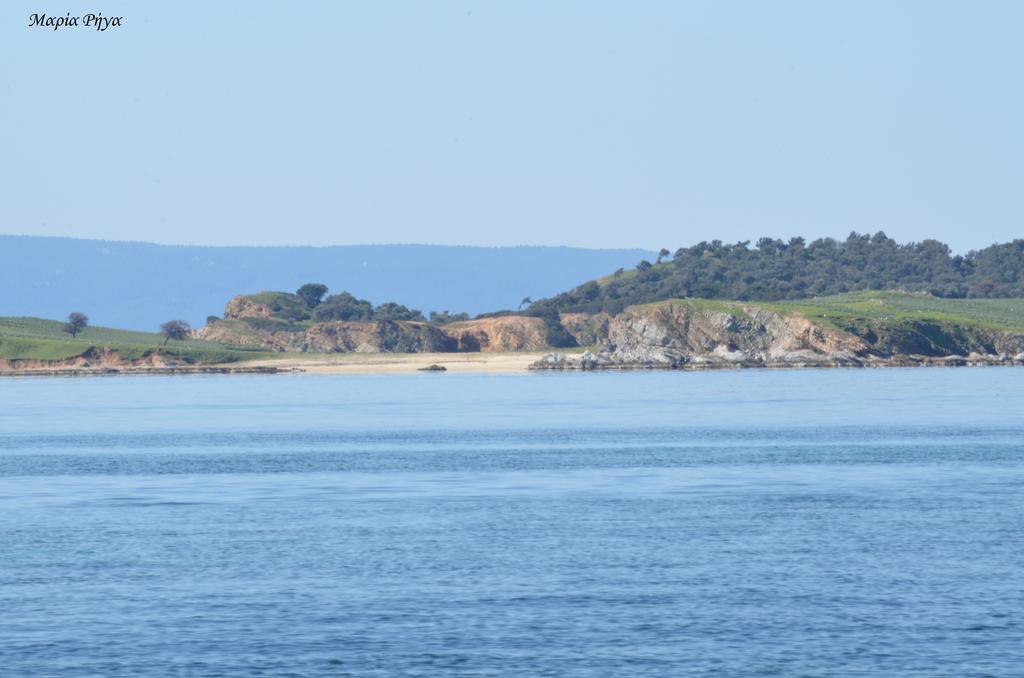 Emmeleia Accommodation By Maria Riga Ouranoupoli Bagian luar foto