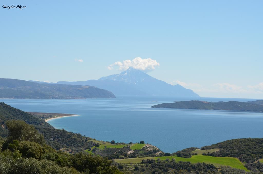 Emmeleia Accommodation By Maria Riga Ouranoupoli Bagian luar foto