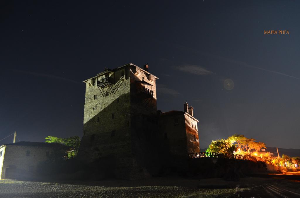 Emmeleia Accommodation By Maria Riga Ouranoupoli Bagian luar foto