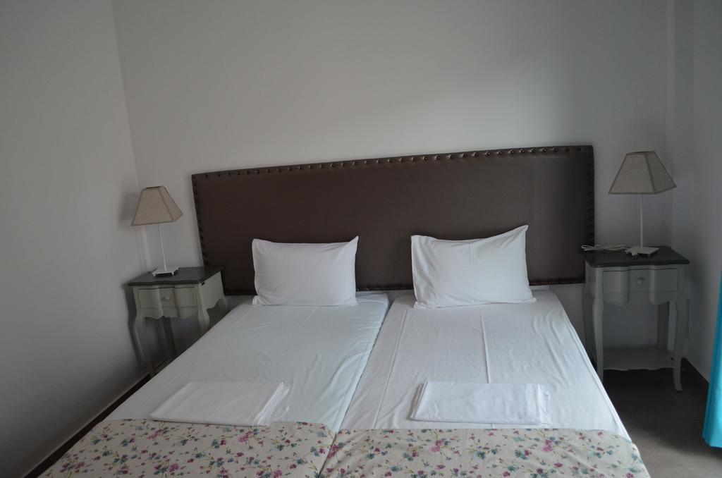 Emmeleia Accommodation By Maria Riga Ouranoupoli Bagian luar foto